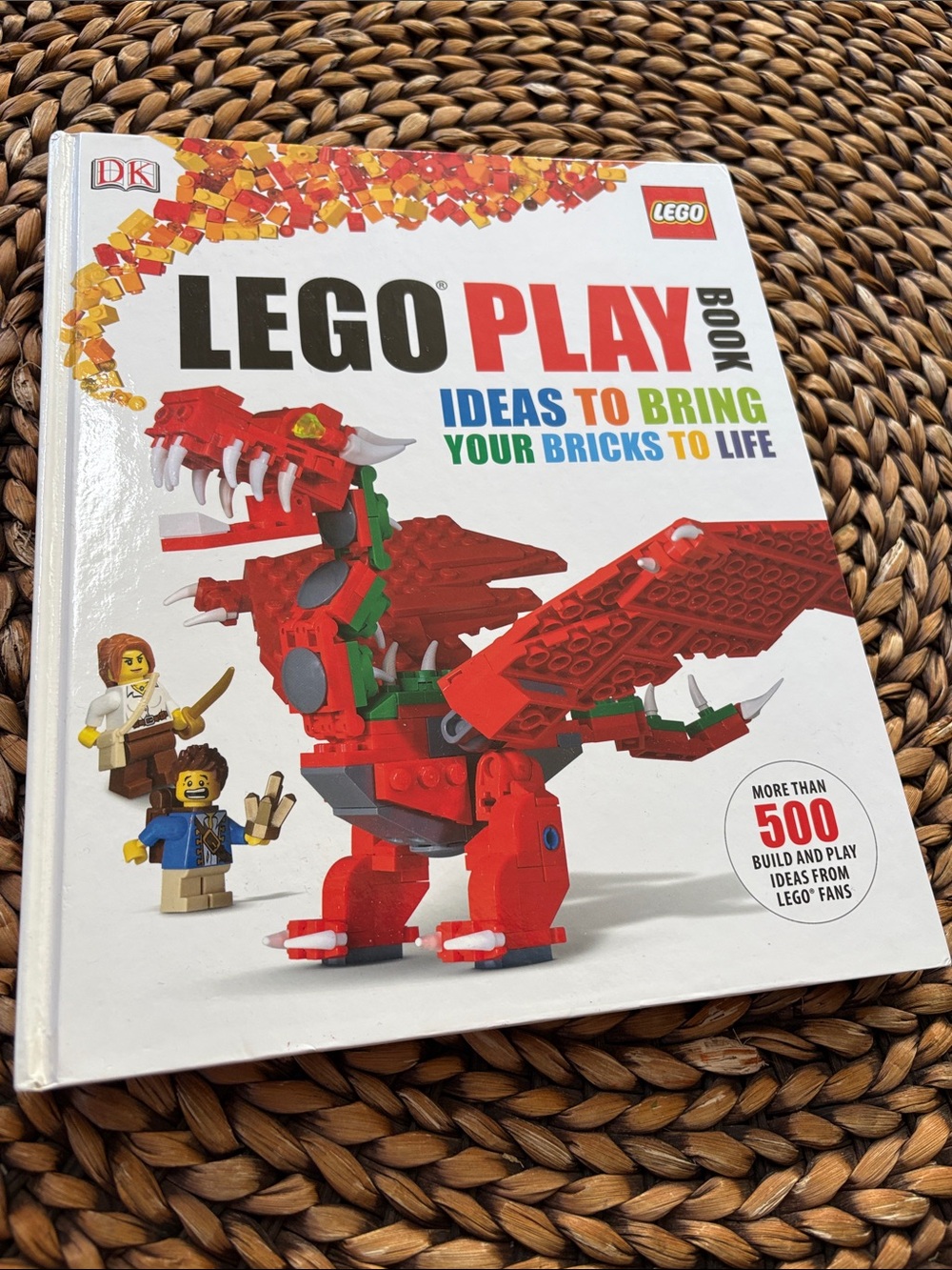 Lego Play Book - Ideas to Bring Your Bricks to Life